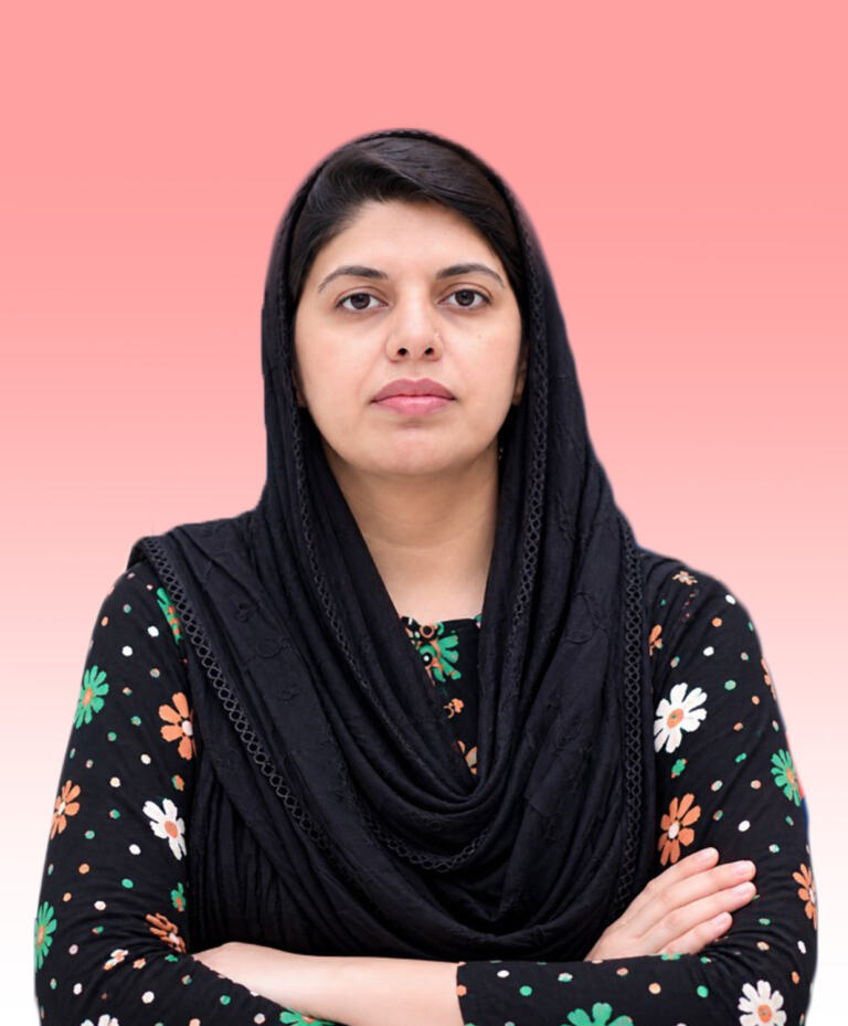 Dr. Iffat Noureen Gradient BG